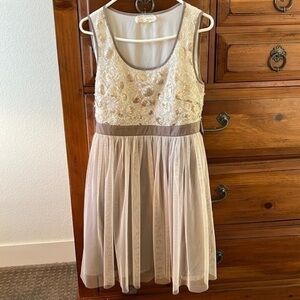 A’reve Girls cream and tan sleeveless dress, size large GUC
